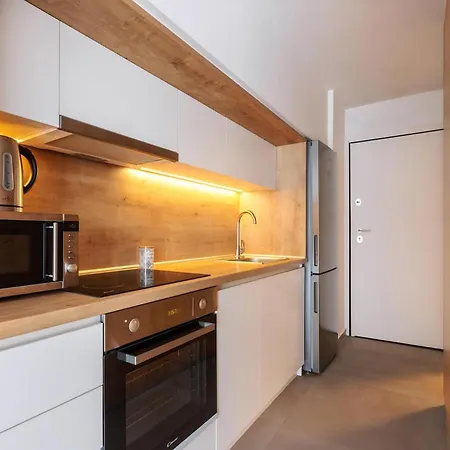 Urban Boutique Atmabnb 44 *